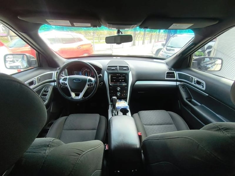 Ford EXPLORER XLT 3.5 AUT 2015 - Imagen 12 de 20