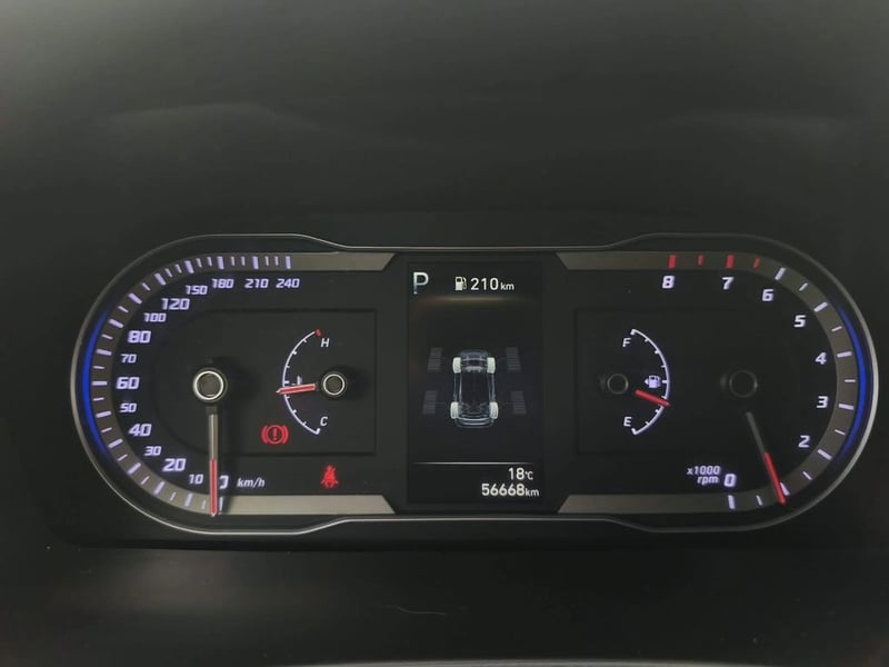 Hyundai TUCSON NX4 MPI 4X4 2.0 AUT 2023 - Imagen 16 de 20