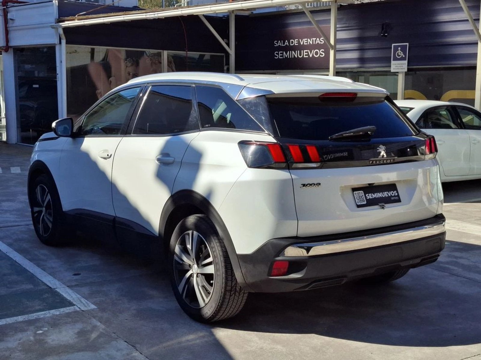 Peugeot 3008 ACTIVE BLUEHDI 1.5 2019 - Imagen 9 de 20