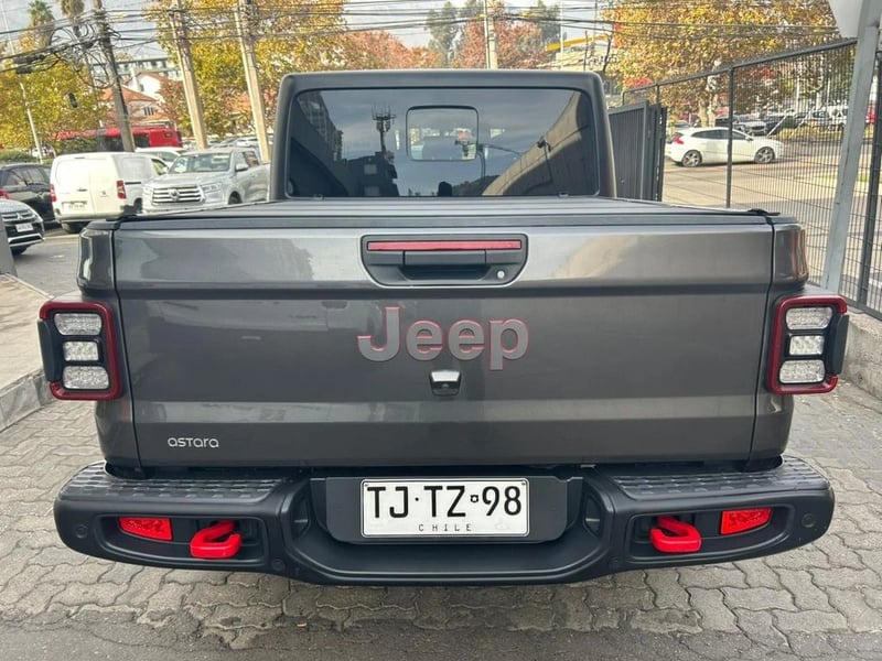 Jeep GLADIATOR 3.6 RUBICON 4X4 DOB. CAB. AT 4P 2024 - Imagen 6 de 14