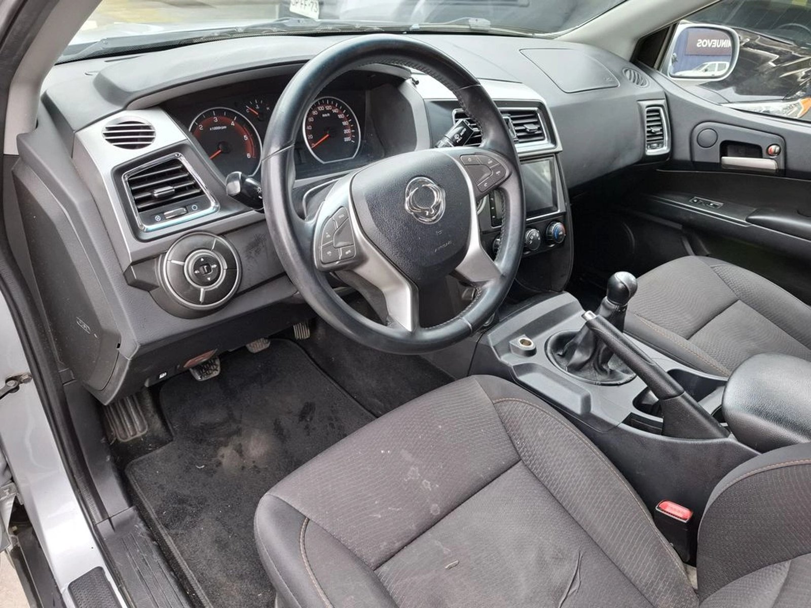 SSANGYONG ACTYON SPORTS MT 2.0 2017 - Imagen 12 de 20