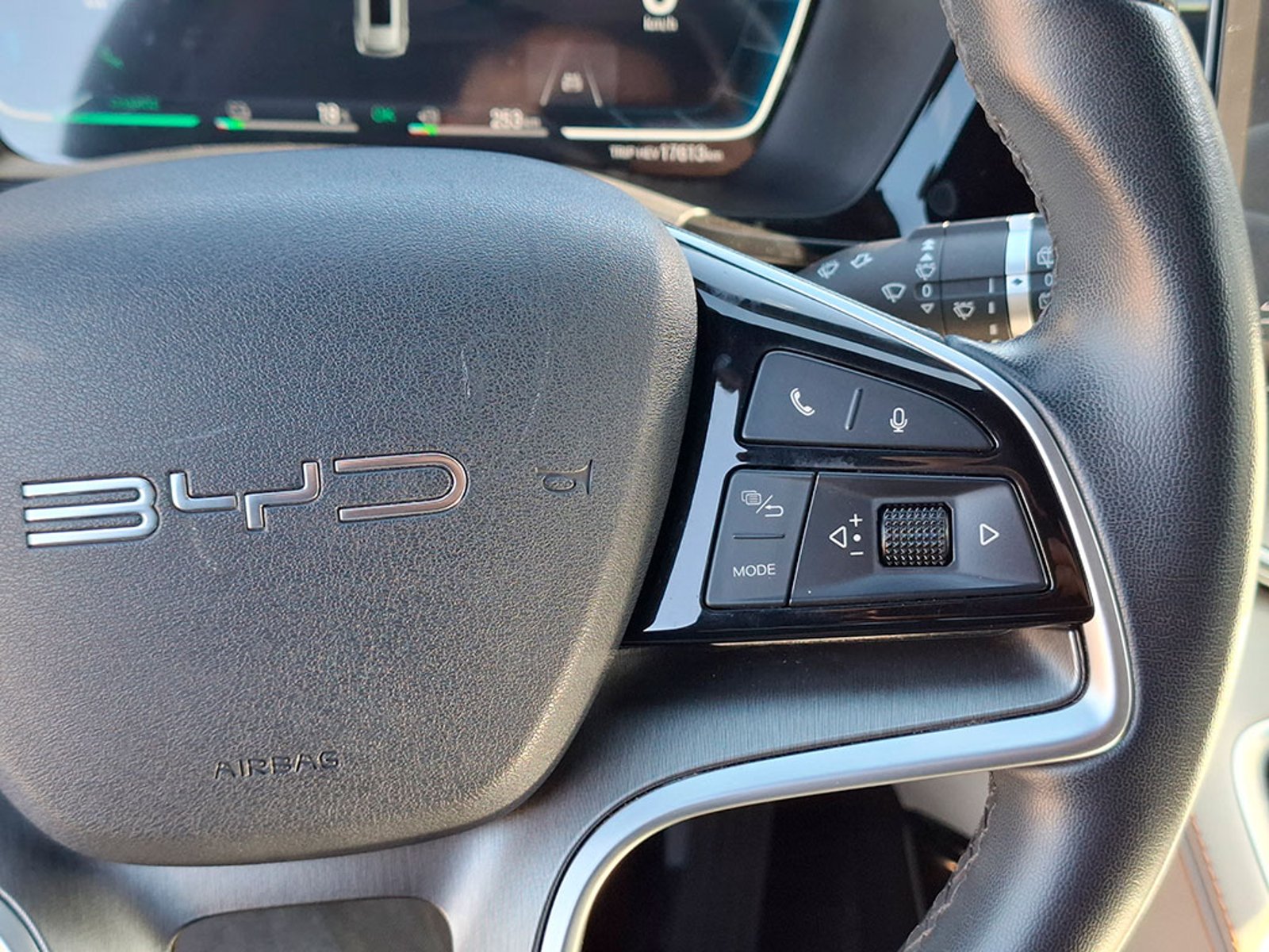 BYD SONG PLUS 0.0 GL AT 4X2 HIBRIDO 2024 - Imagen 13 de 20