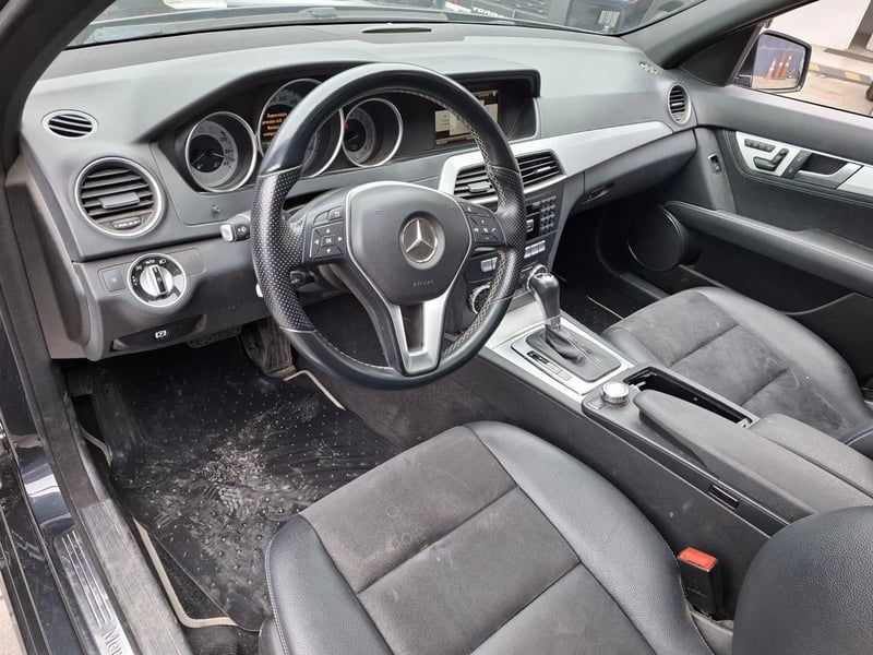 Mercedes-Benz C 250 1.8 4X2 AT 4P 2015 - Imagen 12 de 20