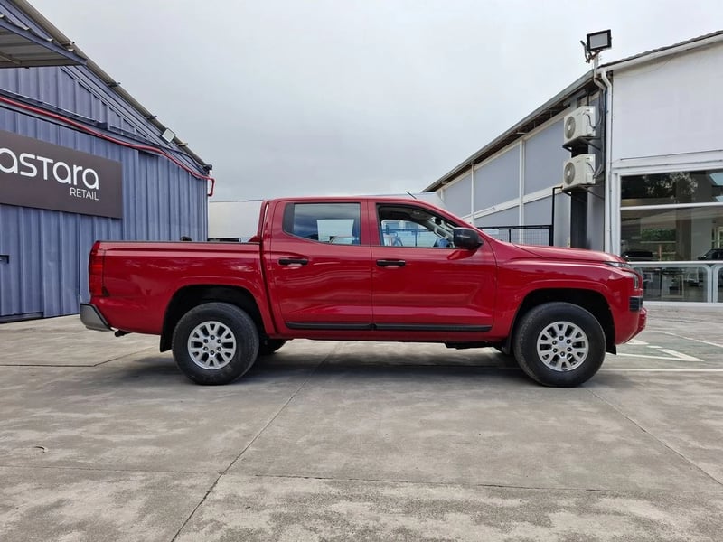 Mitsubishi L200 KATANA XRT 4X4 2.4 2024 - Imagen 6 de 20