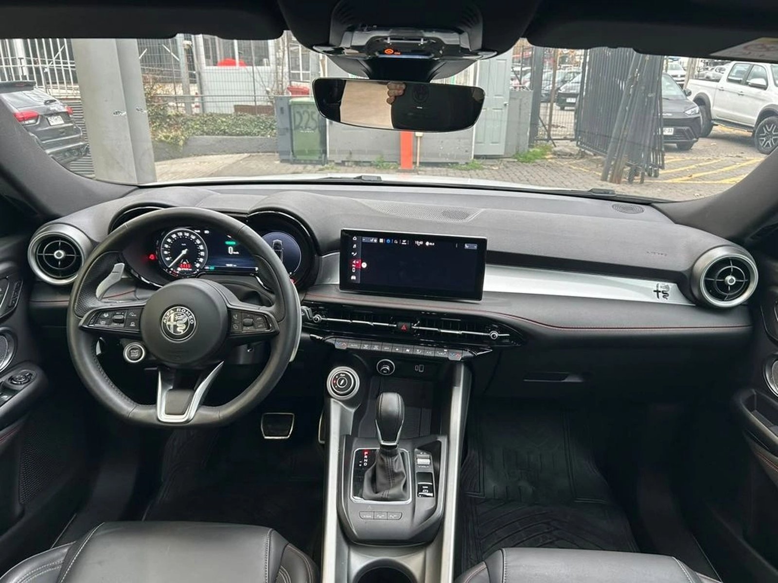 Alfa Romeo TONALE 1.3 TRIBUTO PHEV HYBRID 4X4 AT 5P 2025 - Imagen 8 de 15