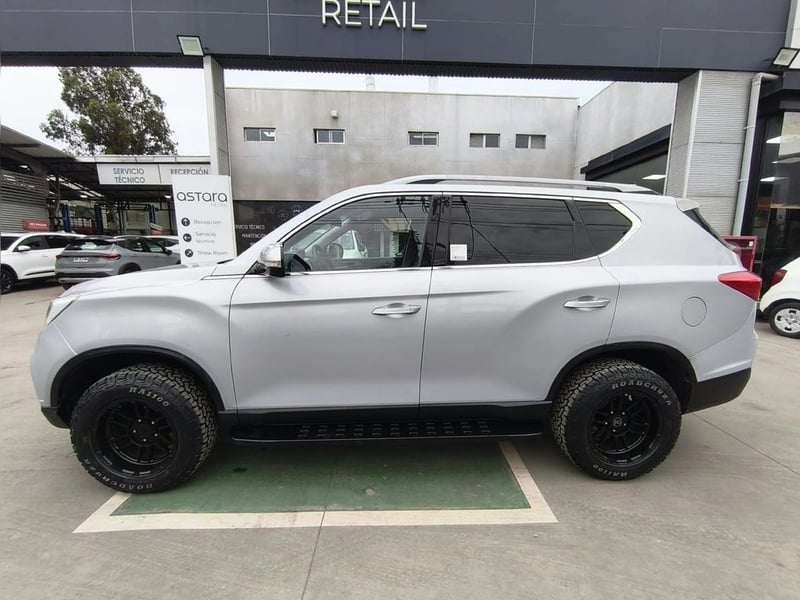 SsangYong REXTON NEW REXTON 2.2 MT DIESEL 2020 - Imagen 9 de 16