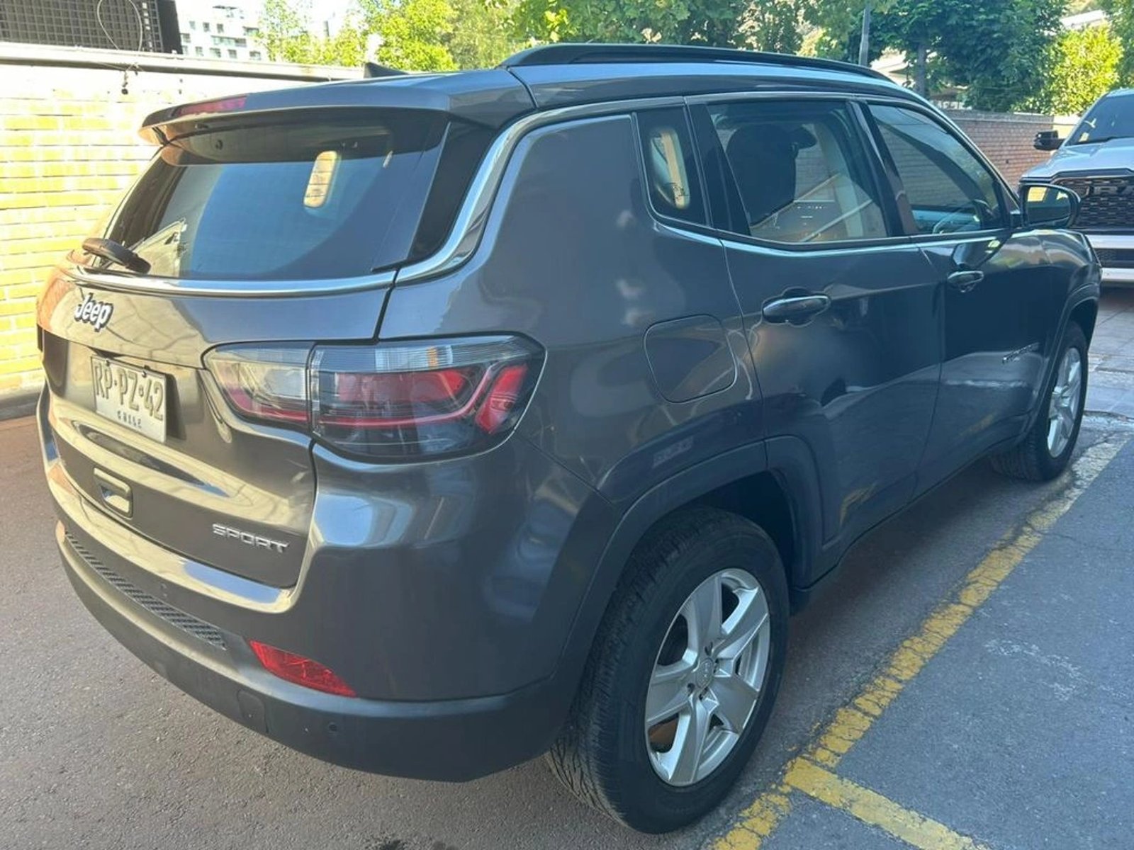 Jeep COMPASS 1.3 SPORT 4X2 AT 5P 2022 - Foto 4 de 17