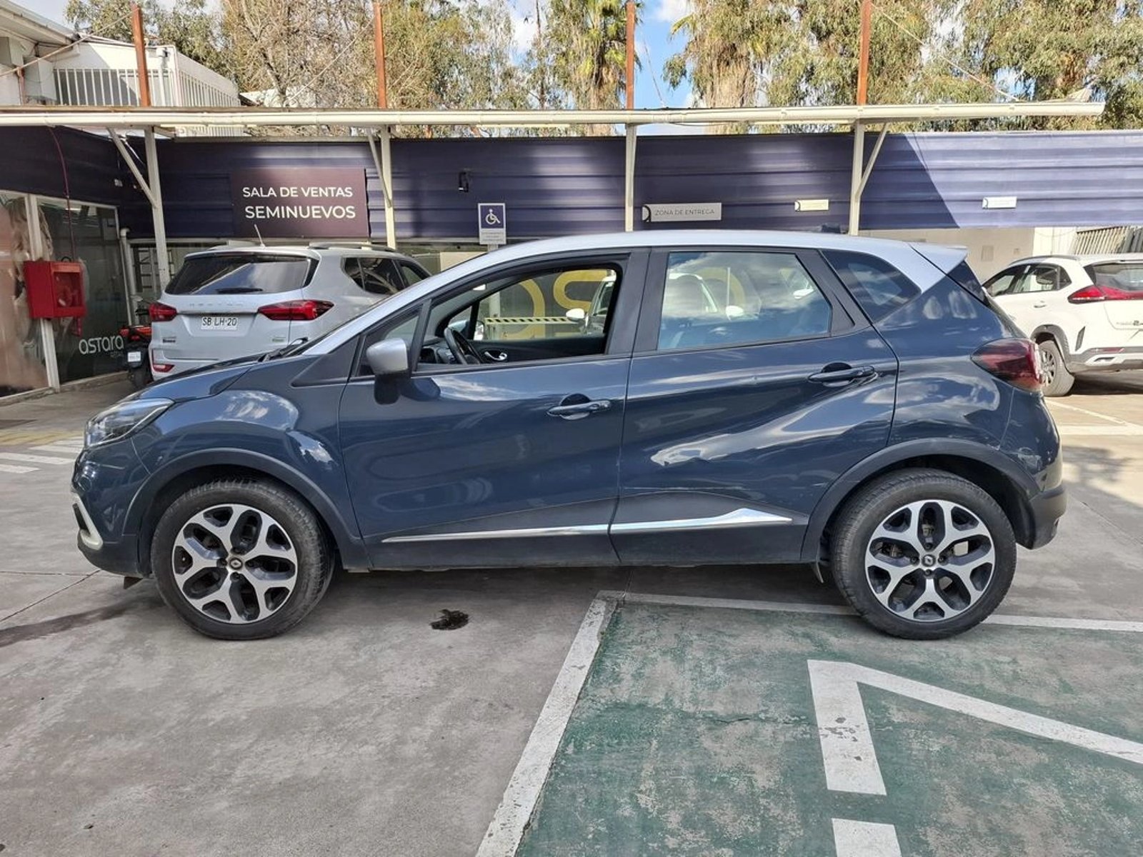Renault CAPTUR 1.5 ZEN DIESEL F2 4X2 MT 5P 2018 - Imagen 6 de 20