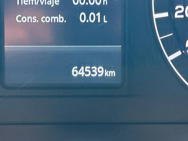 SsangYong MUSSO 2.2 GLX 4X4 MT 2024 - Imagen 13 de 16