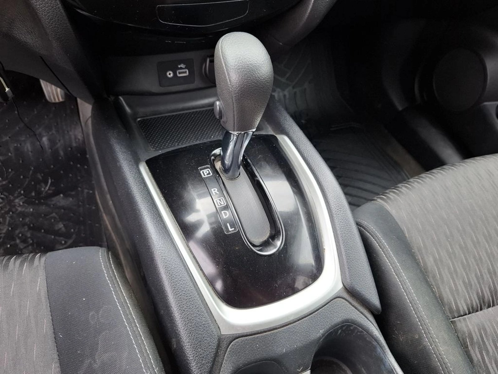 NISSAN X-TRAIL 2.5 SENSE MC 4X2 CVT AT 5P 2022 - Imagen 18 de 20