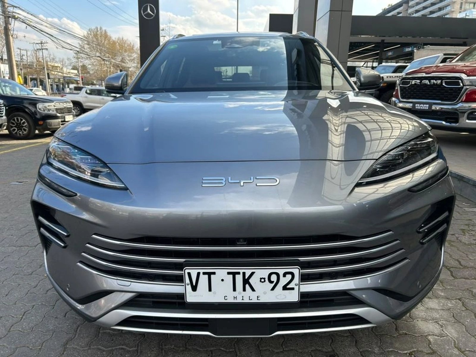 BYD SONG PLUS GX DMI 4X2 1.5 AUT 2026 - Foto 2 de 15