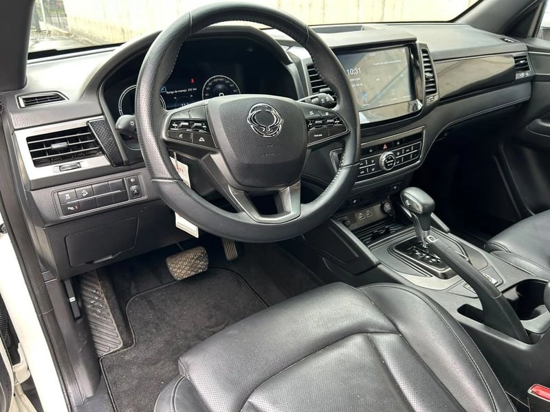 SsangYong MUSSO 2.2 LIMITED TD DIESEL 4WD AT6 4P 2023 - Imagen 12 de 16