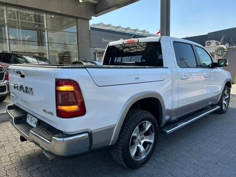 RAM 1500 5.7 LARAMIE 4X4 AT 4P 2020 - Imagen 6 de 16