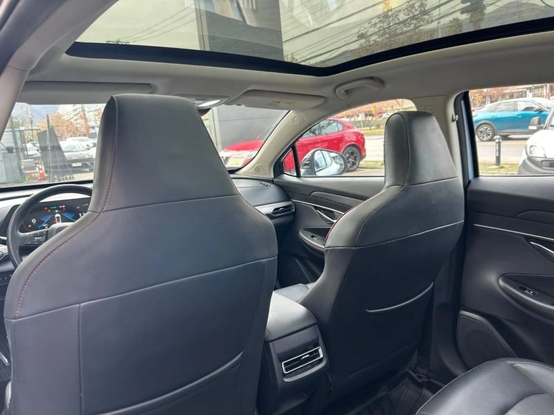 Changan UNI-T ELITE 1.5 AUT 2023 - Imagen 10 de 16