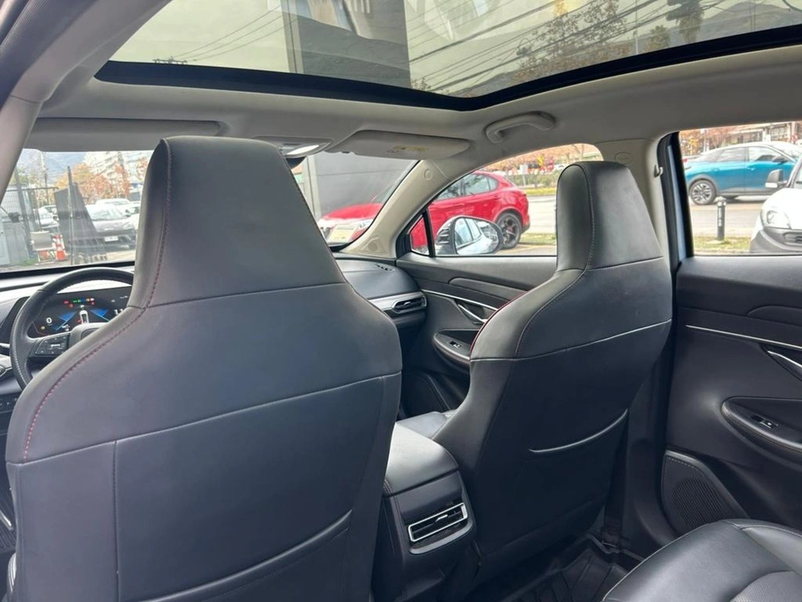 Changan UNI-T ELITE 1.5 AUT 2023 - Imagen 10 de 16