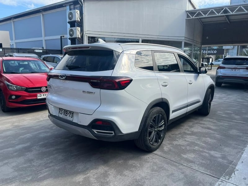 Chery TIGGO 8 1.5T GLX 4X2 DCT AT 5P 2022 - Imagen 8 de 19