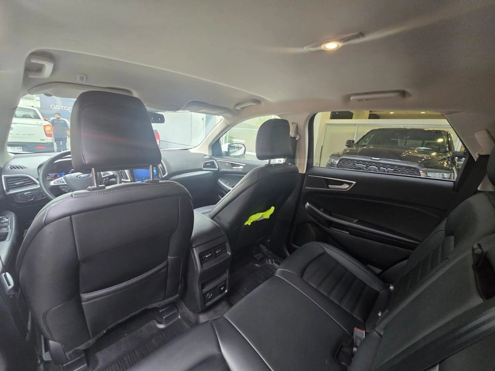 FORD EDGE 2022 - Imagen 14 de 18