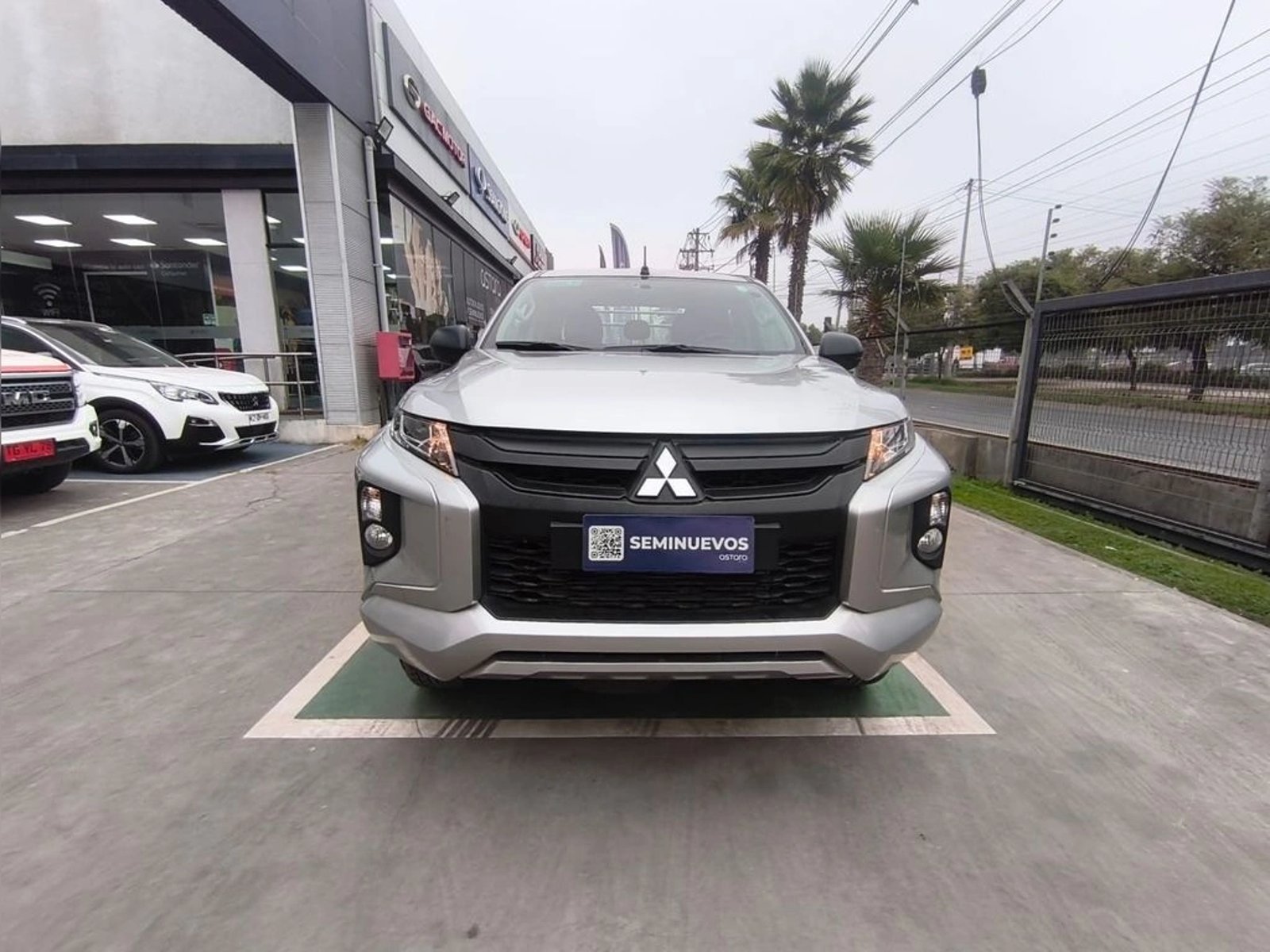 Mitsubishi L200 L200 WORK 2.2 4X2 MT 2024 - Imagen 3 de 20