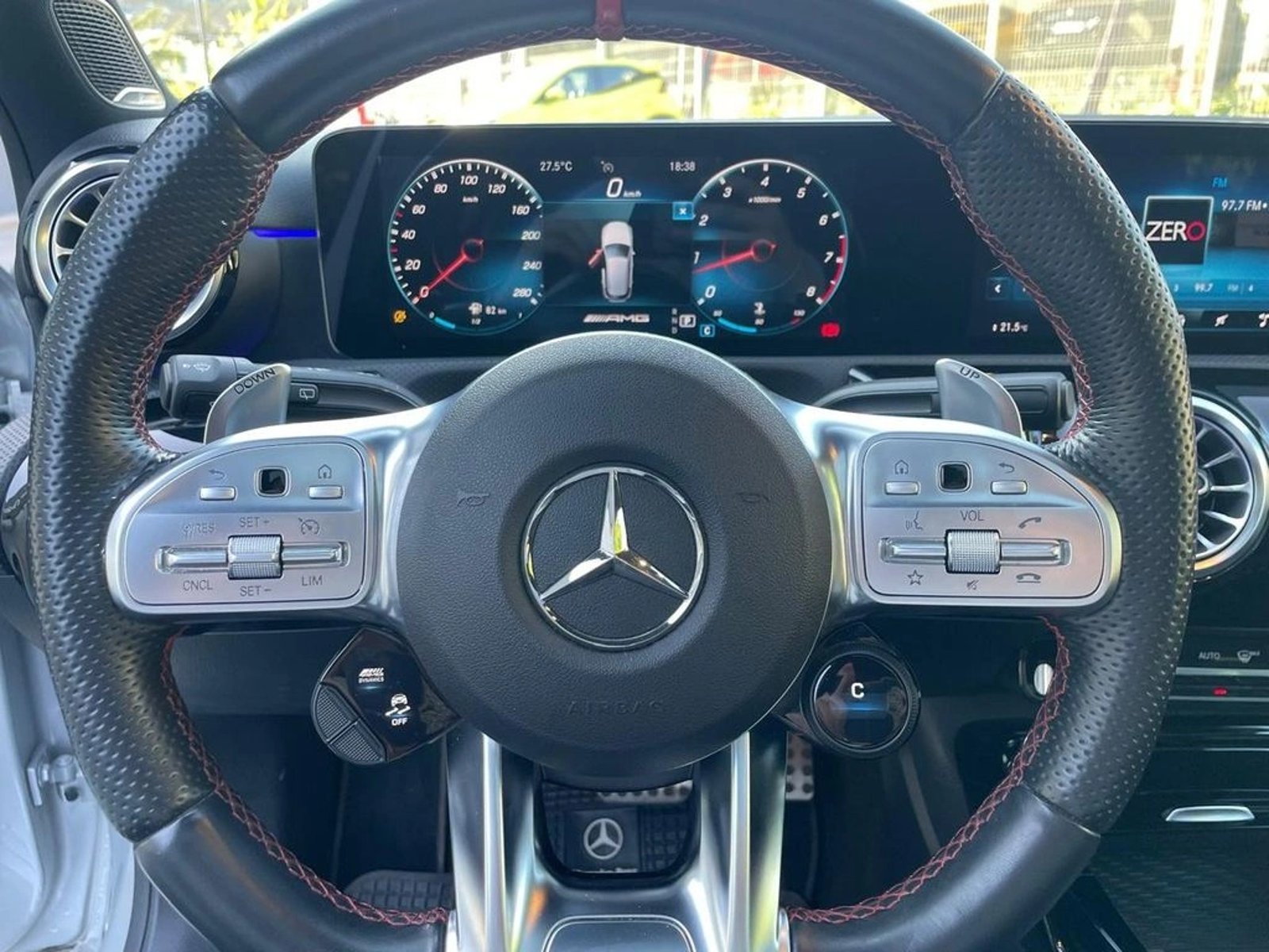 MERCEDES-BENZ A 2.0 AMG 4MATIC 4X4 HB AT 5P 2023 - Imagen 12 de 20