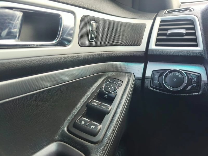 Ford EXPLORER XLT 3.5 AUT 2015 - Imagen 13 de 20