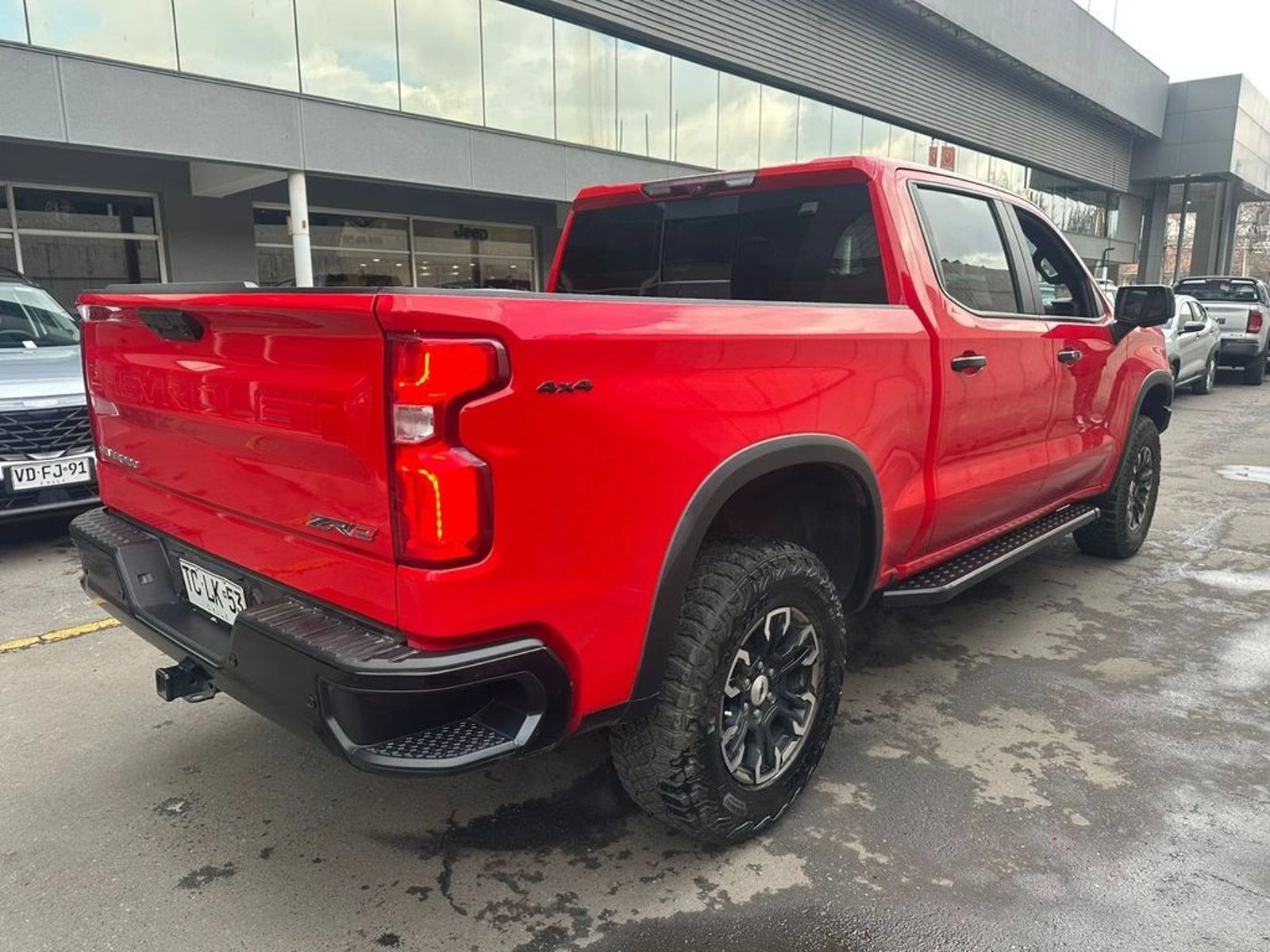 Chevrolet SILVERADO 6.2 ZR2 4X4 AT 4P 2024 - Imagen 6 de 15