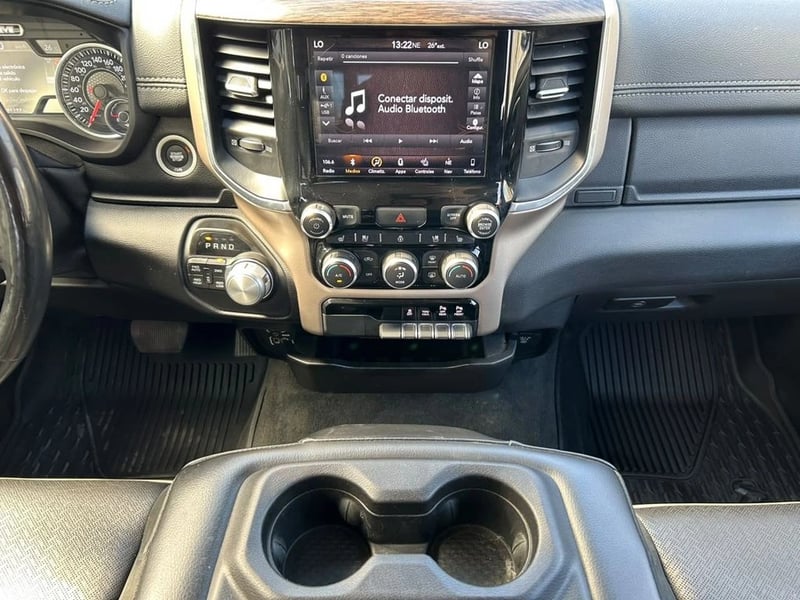 RAM 1500 5.7 LARAMIE 4X4 AT 4P 2020 - Imagen 10 de 16