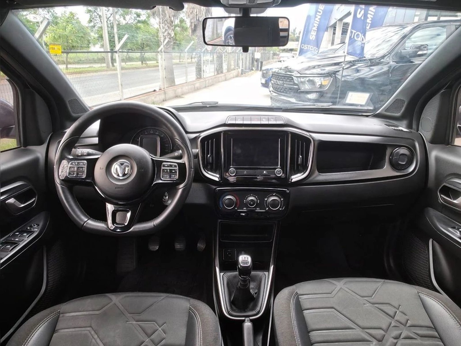 RAM 700 2023 - Imagen 13 de 20