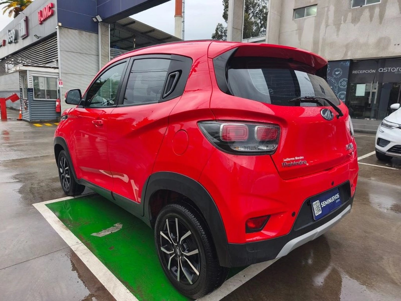 Mahindra KUV100 1.2 DELUXE MT 2021 - Imagen 9 de 20