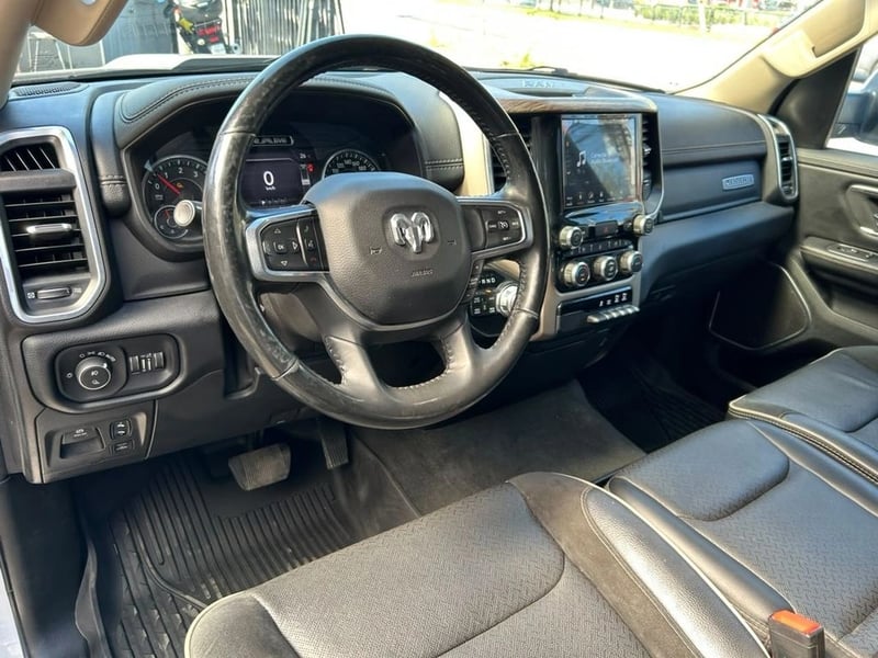 RAM 1500 5.7 LARAMIE 4X4 AT 4P 2020 - Imagen 12 de 16
