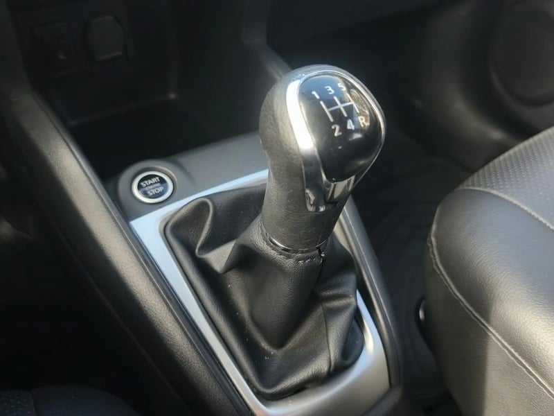 Nissan KICKS SENSE MT 1.6 2024 - Imagen 19 de 20