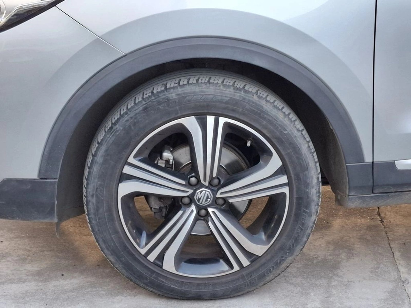 MG ZS 1.5 DLX 4X2 CVT AT 5P 2022 - Imagen 3 de 12