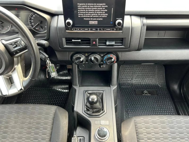 Mitsubishi L200 KATANA XRT 4X4 2.4 2024 - Imagen 11 de 17