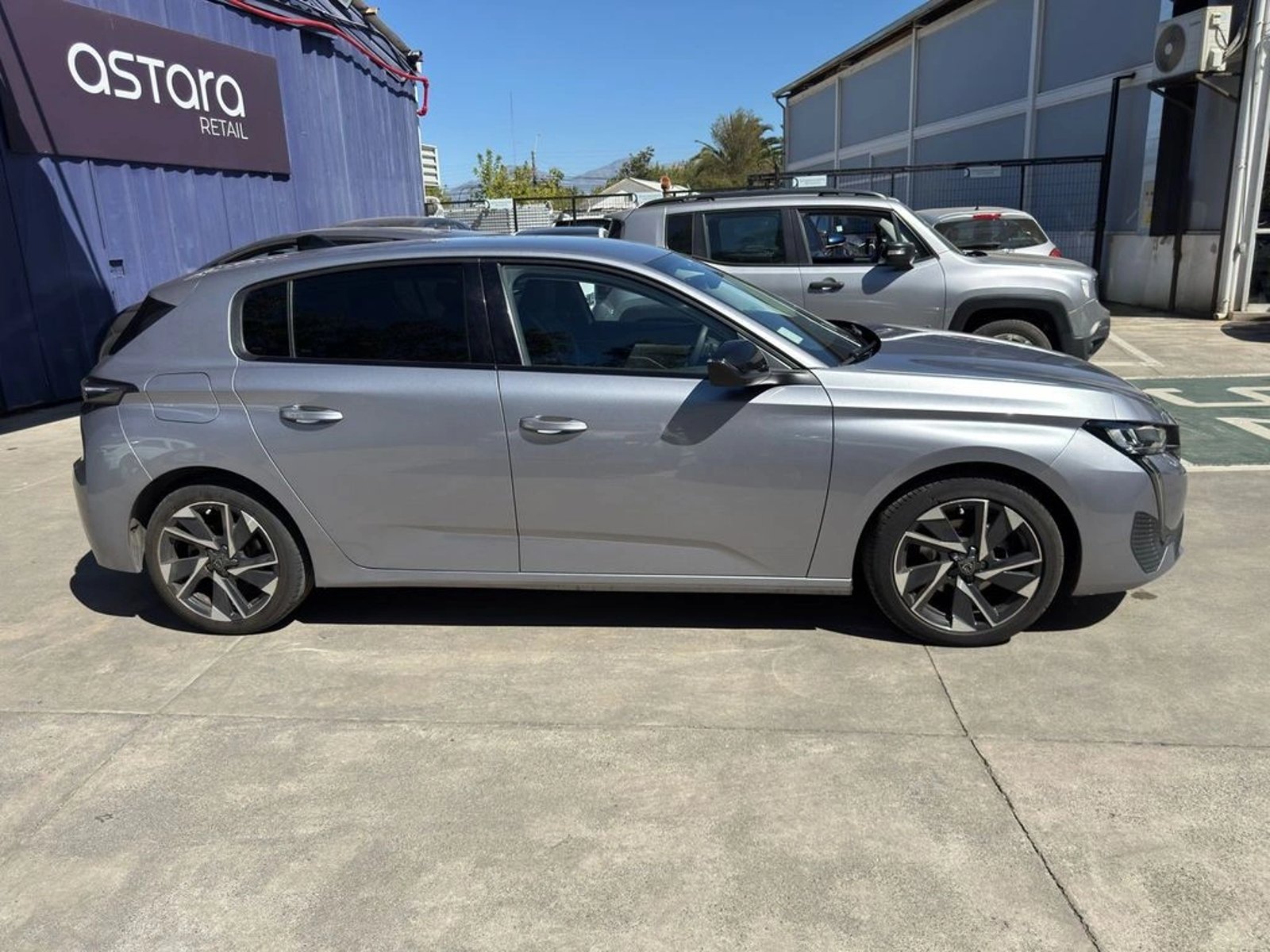 PEUGEOT 308 2023 - Imagen 5 de 19