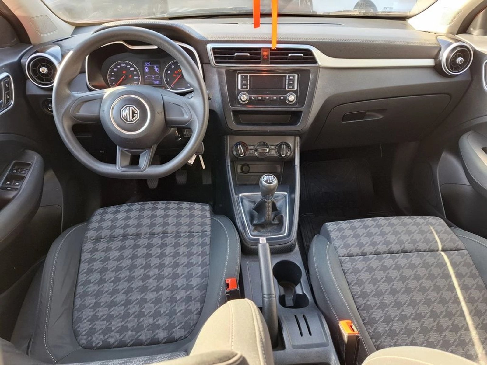 MG ZS MT 1.5 2022 - Imagen 15 de 20
