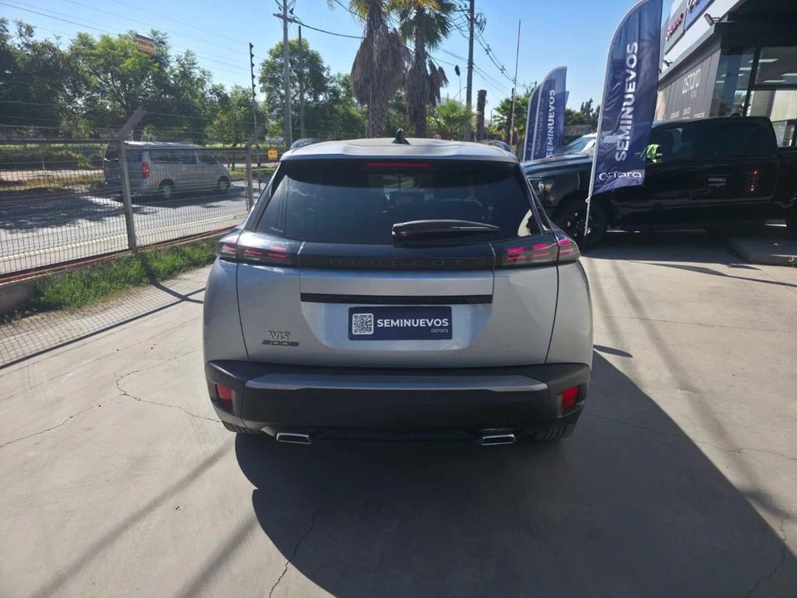 PEUGEOT 2008 2024 - Imagen 7 de 20