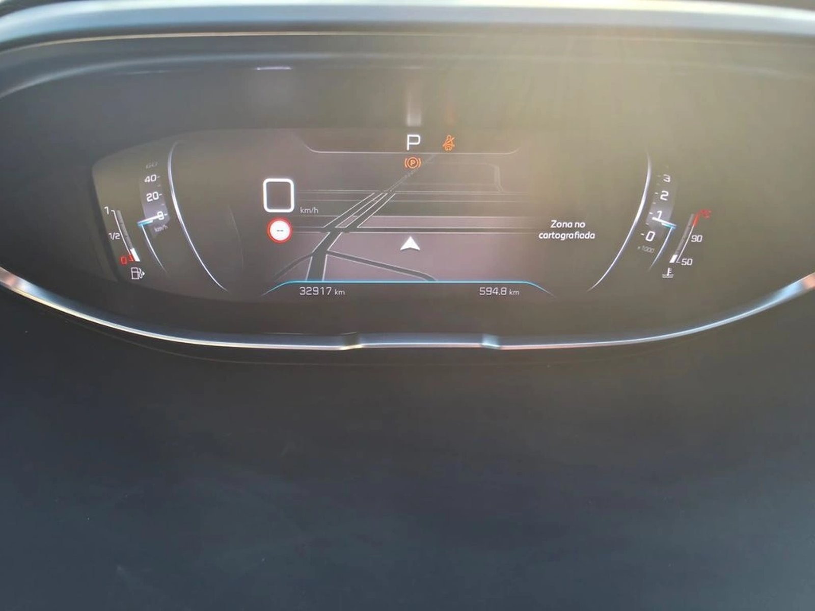 PEUGEOT 5008 2023 - Imagen 16 de 20