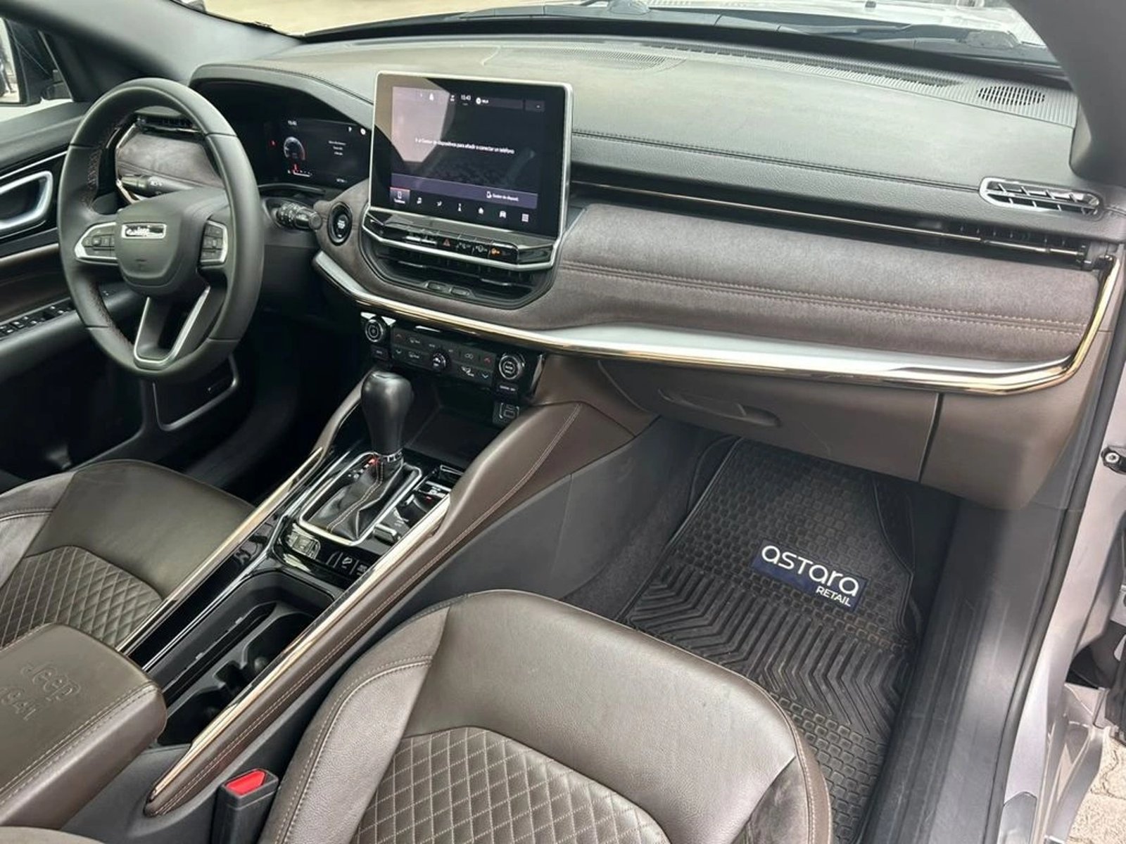 Jeep COMMANDER 2.0 OVERLAND AT 4X4 DIESEL 2023 - Imagen 8 de 17