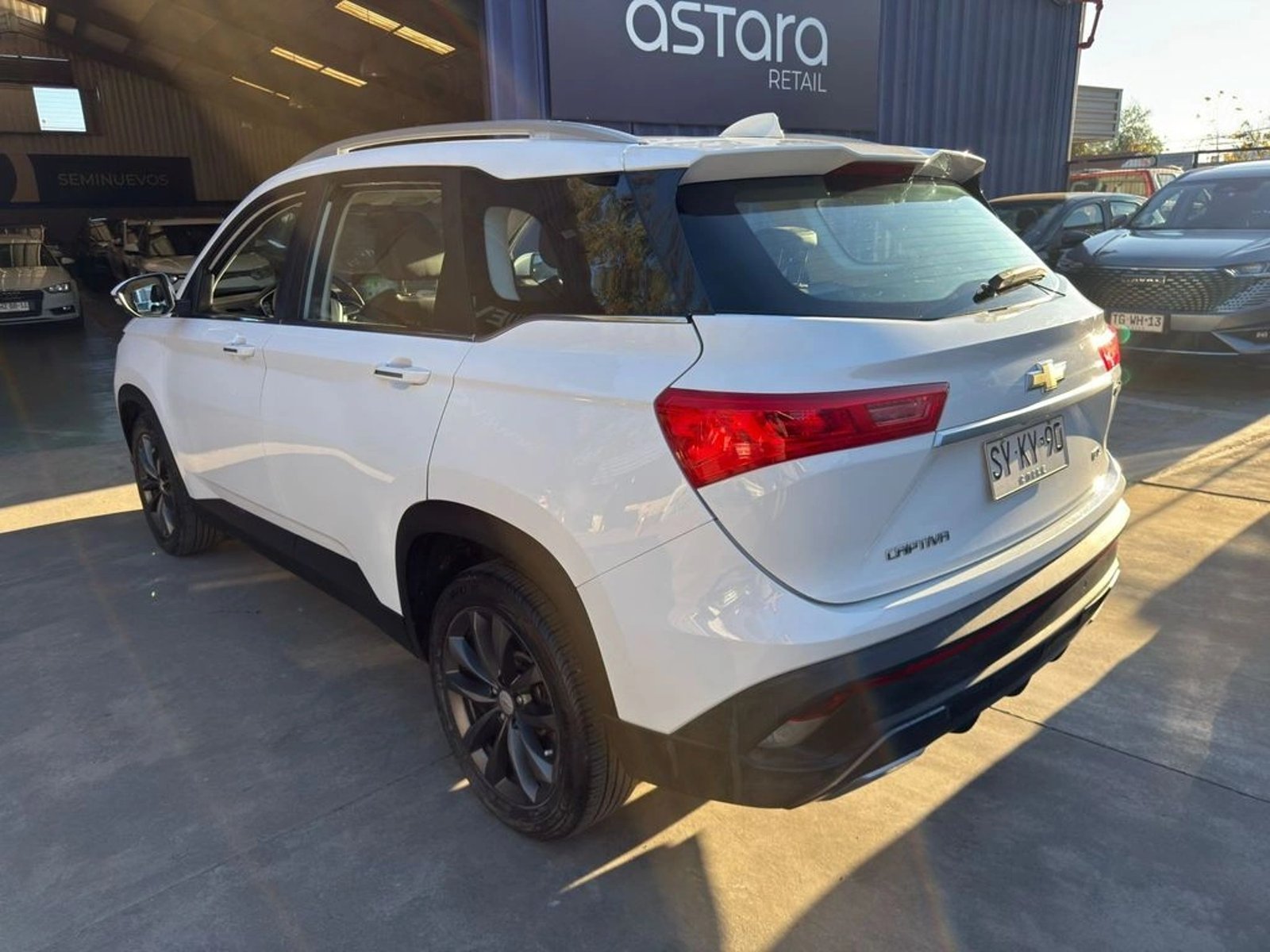 CHEVROLET CAPTIVA 2023 - Imagen 8 de 18