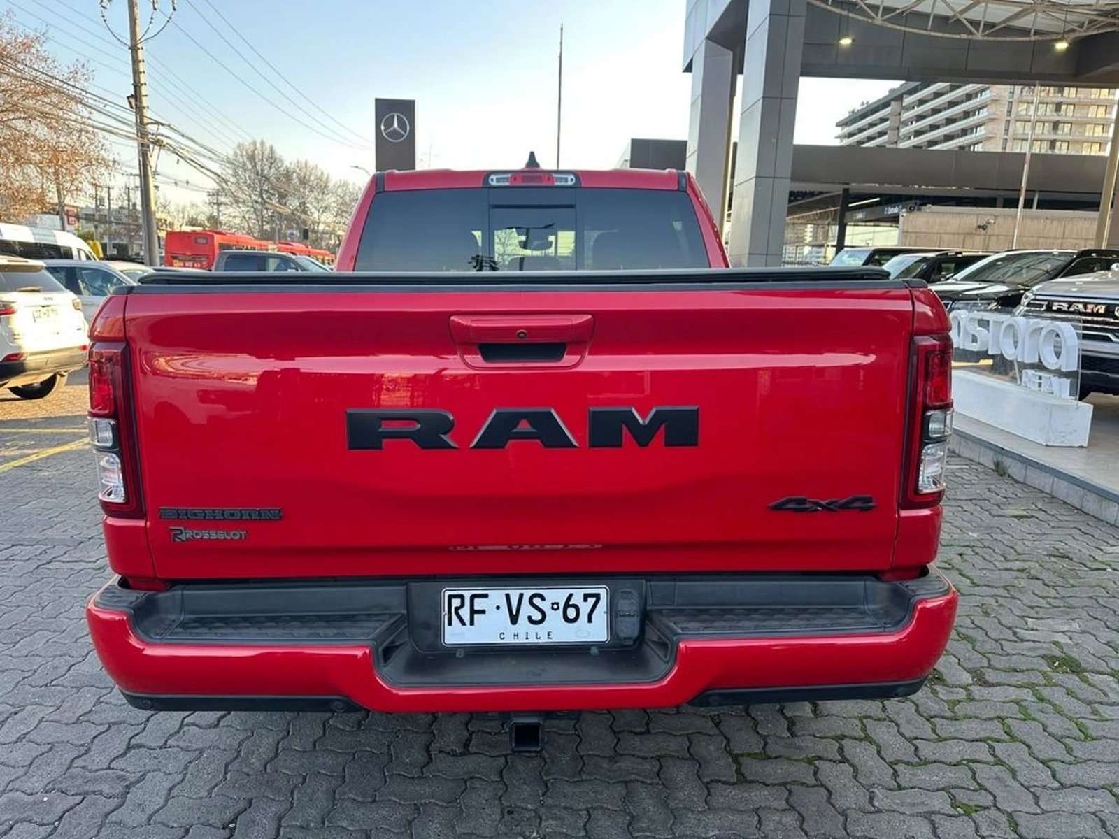 RAM 1500 BIG HORN CREW CAB 4X4 3.6 AUT 2022 - Imagen 6 de 17
