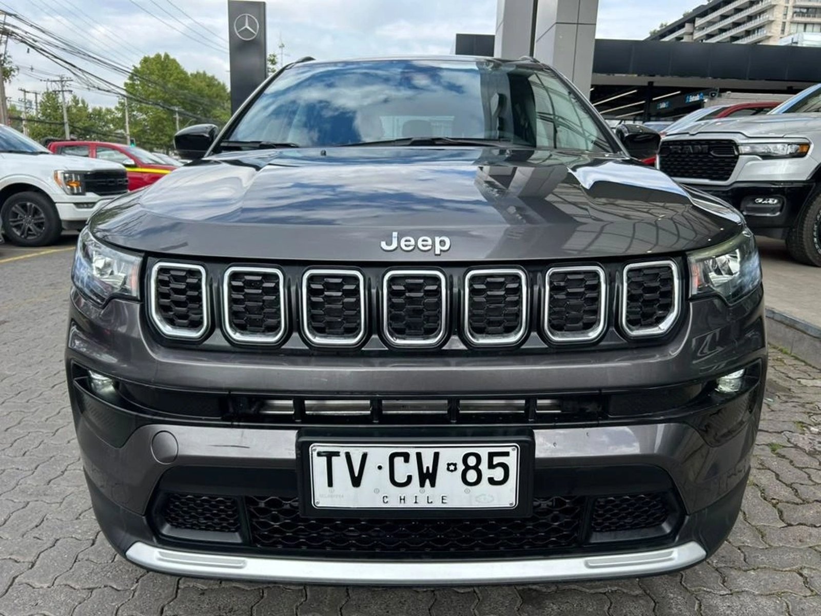 Jeep COMPASS LONGITUDE 4X2 1.3 AUT 2025 - Foto 2 de 16