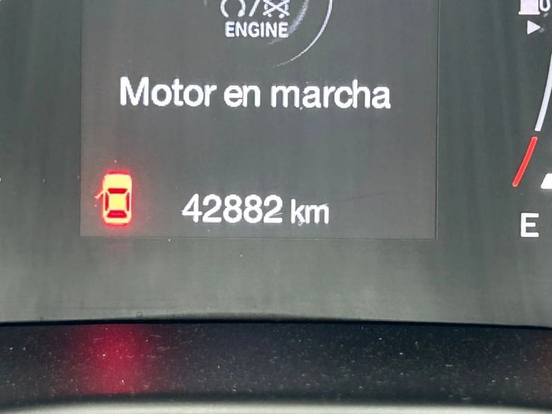 Jeep COMPASS 1.3 SPORT 4X2 AT 5P 2023 - Imagen 14 de 17