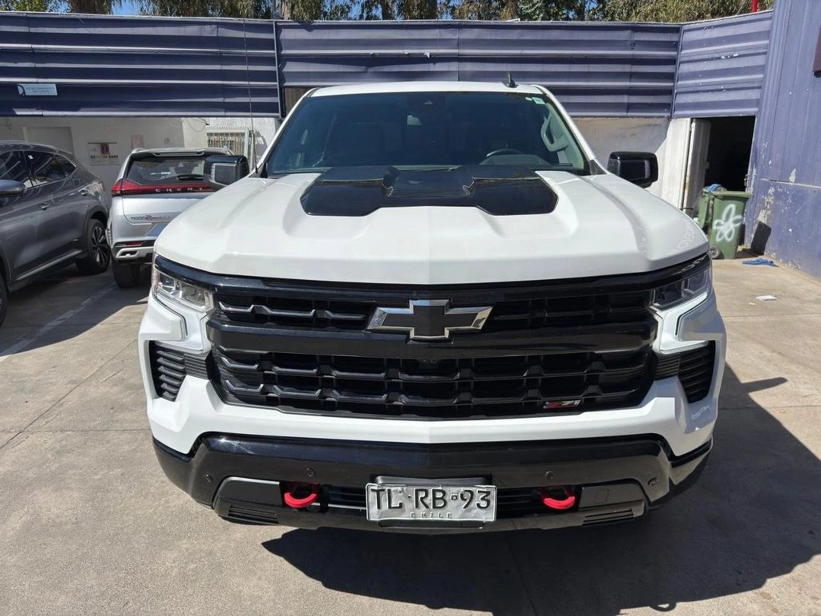 CHEVROLET SILVERADO 2024 - Imagen 3 de 16