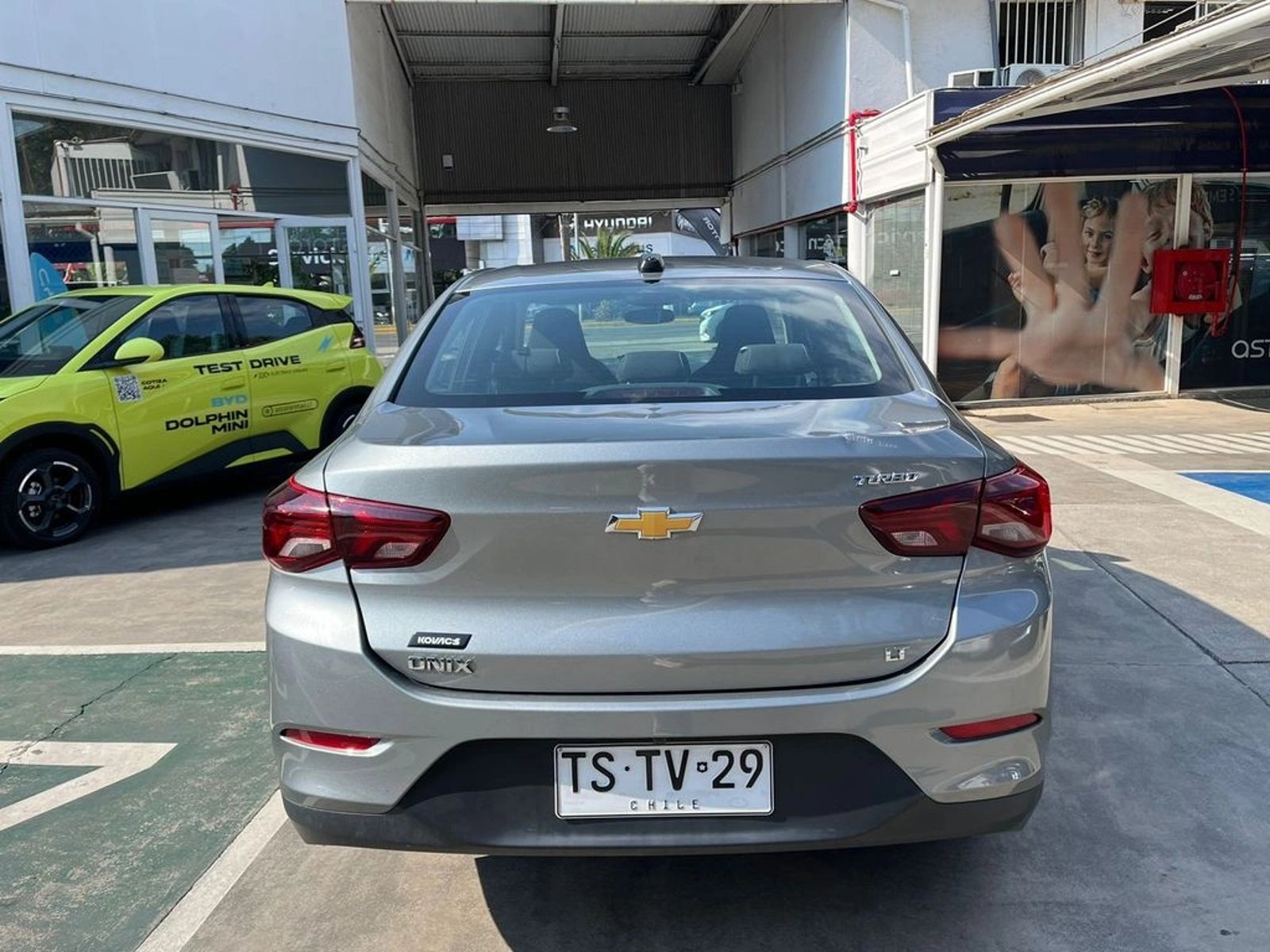 CHEVROLET ONIX 2025 - Imagen 7 de 17