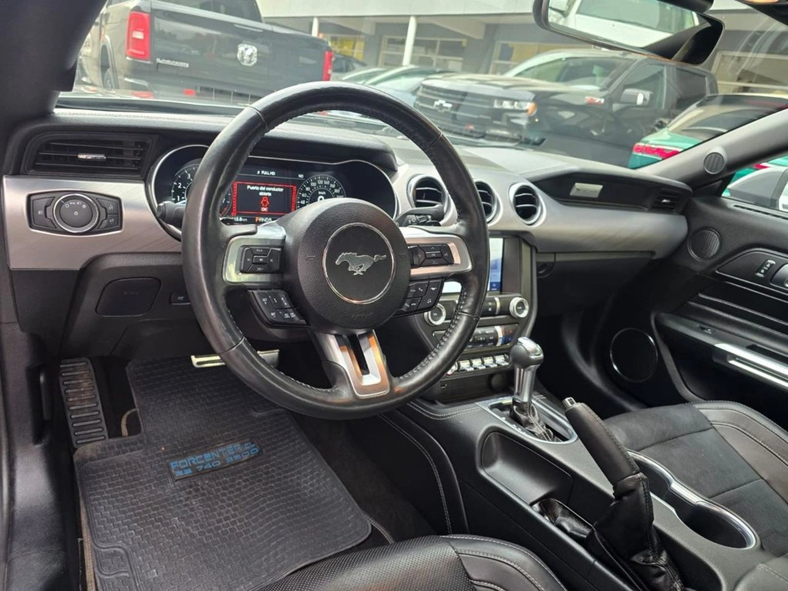FORD MUSTANG 2023 - Imagen 9 de 16