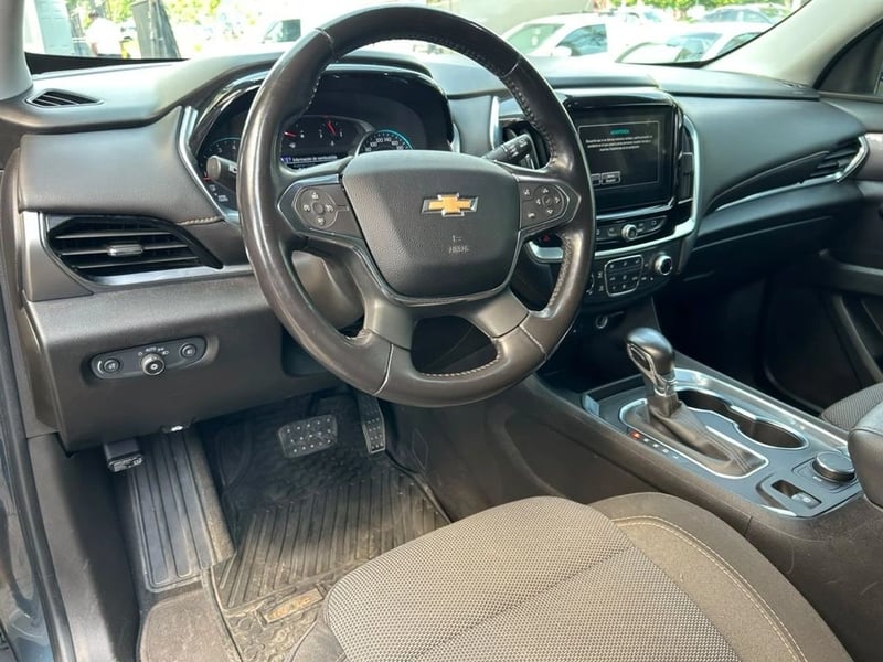 Chevrolet TRAVERSE 3.6L LT FWD AT 5P 2019 - Imagen 13 de 17