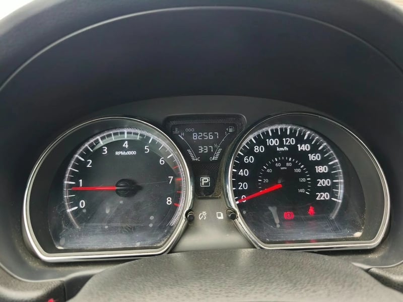 Nissan VERSA SENSE 1.6 AT 2021 - Imagen 17 de 20