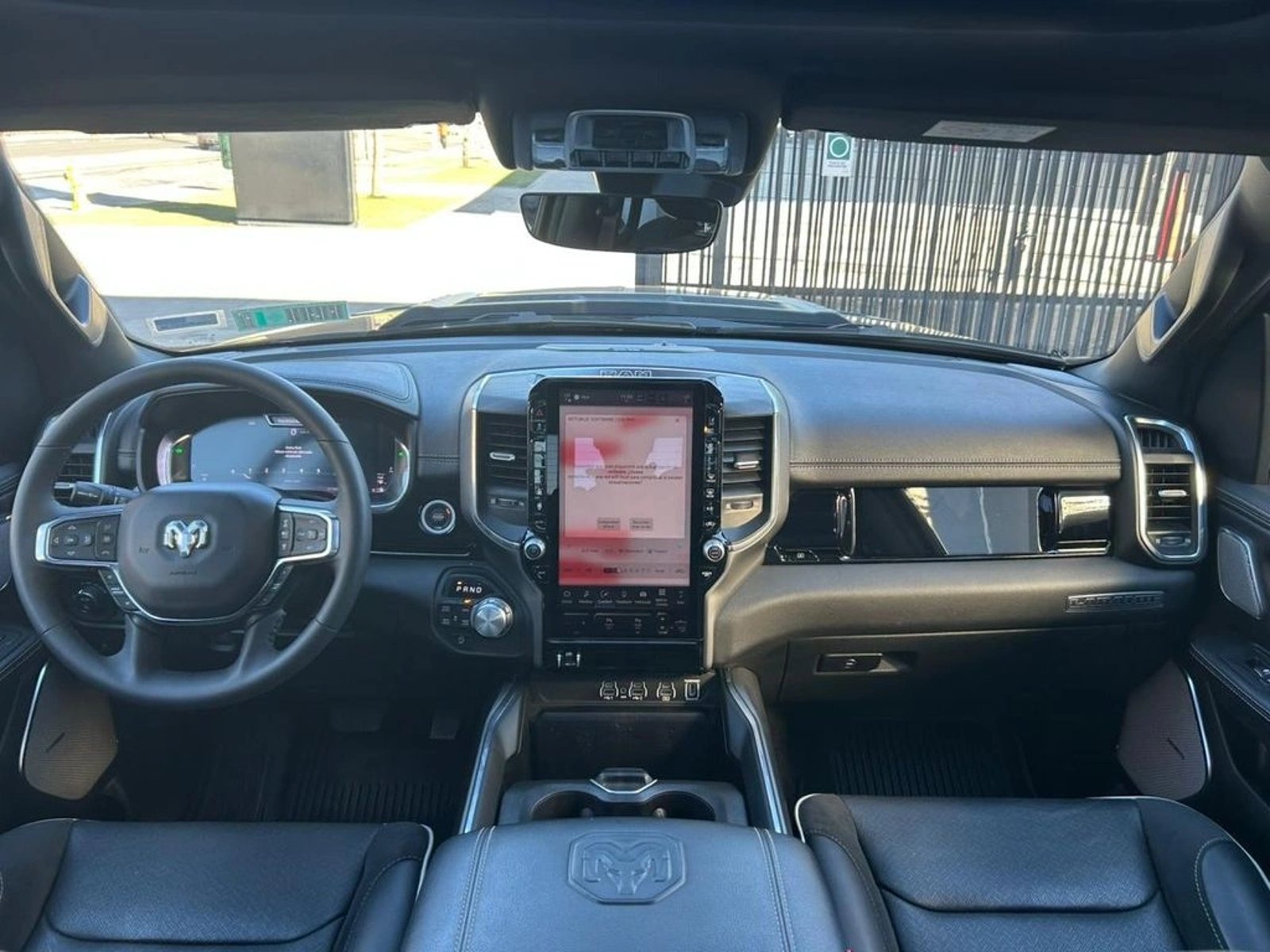 RAM 1500 2025 - Imagen 11 de 17