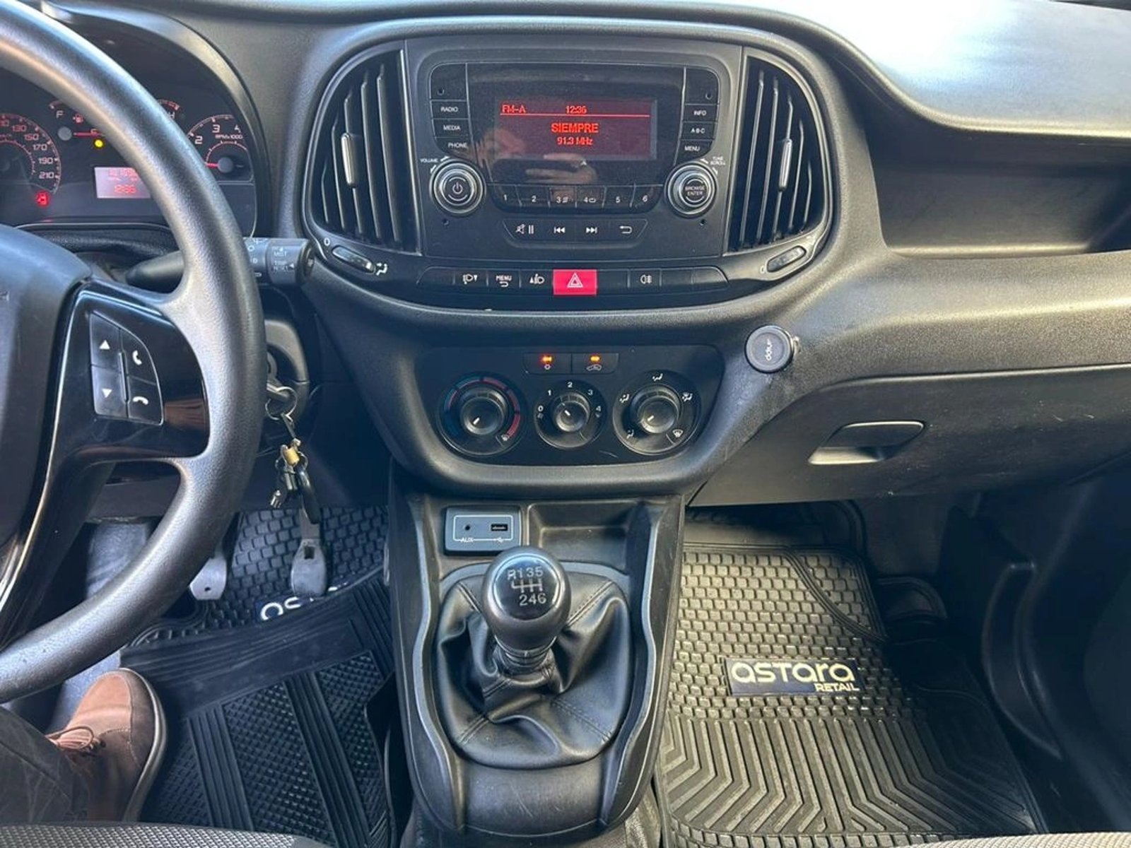 FIAT DOBLO 2018 - Imagen 11 de 17