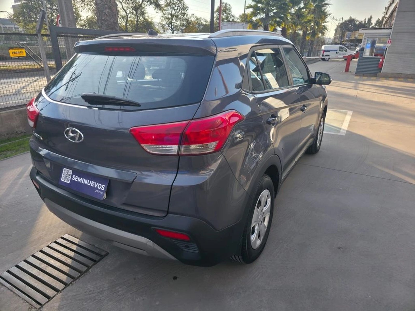 HYUNDAI CRETA 1.6 PLUS FL MT 2020 - Foto 5 de 20