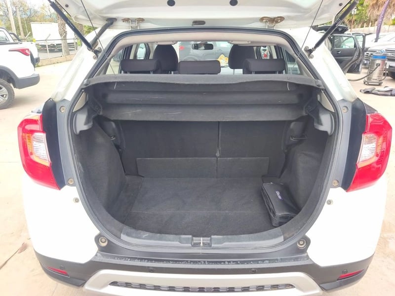 Honda WR-V WR V LX 1.5 2018 - Imagen 8 de 20